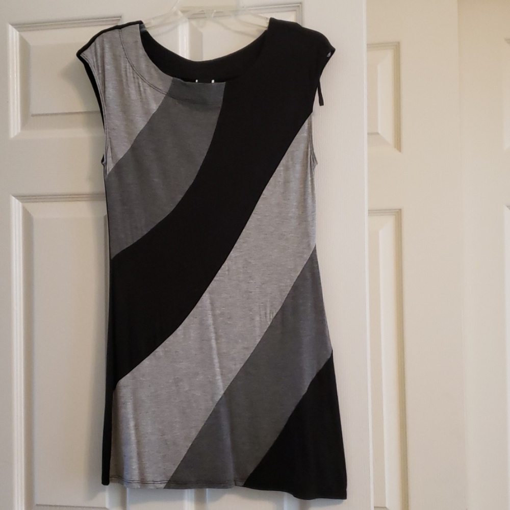 Grey/black dress